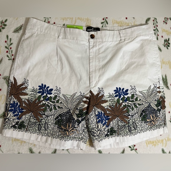 Houston White X Target Mens Chino Shorts Size XXL White Brown Leafs Print NWT. - Picture 2 of 9